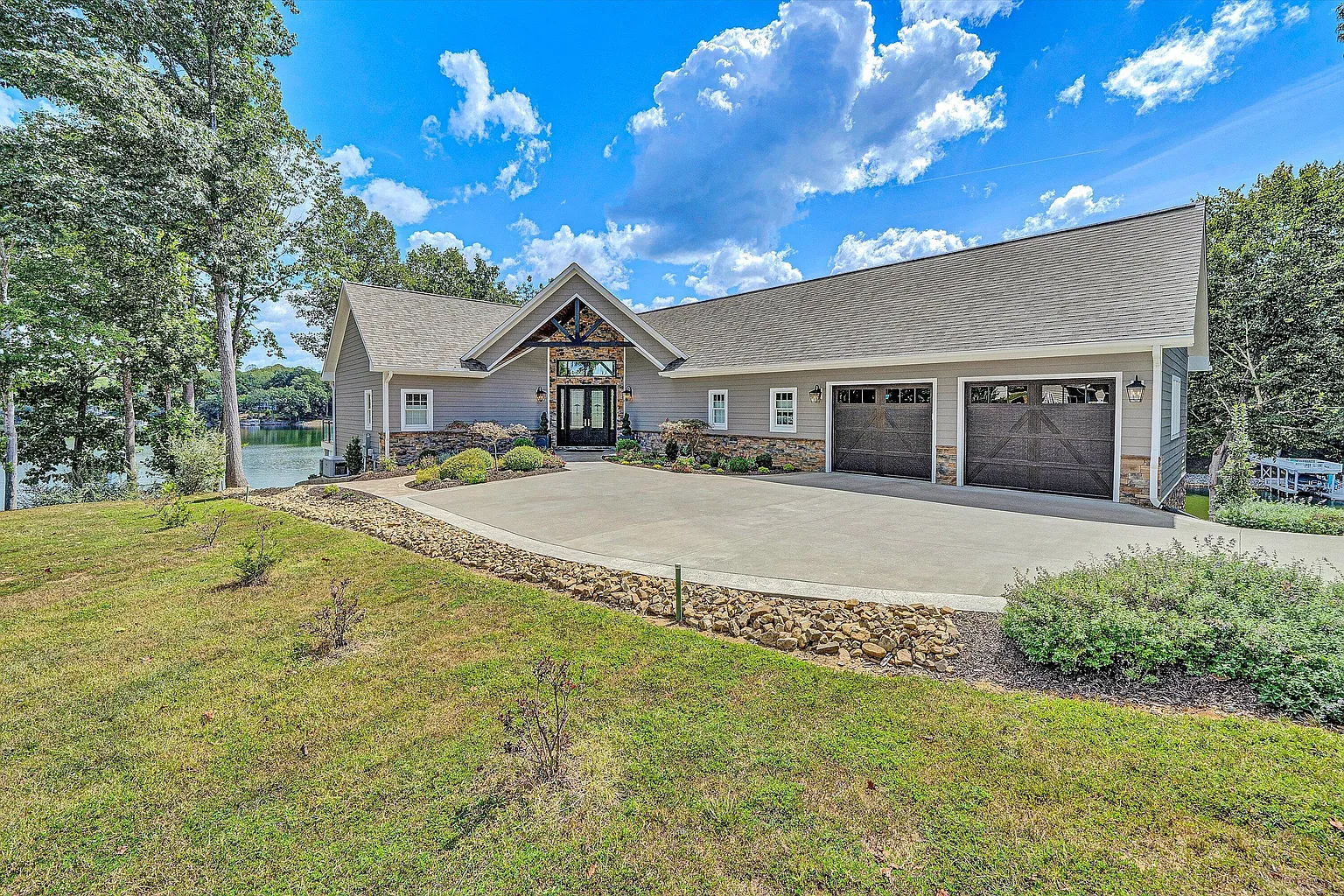 Winward Pointe Build